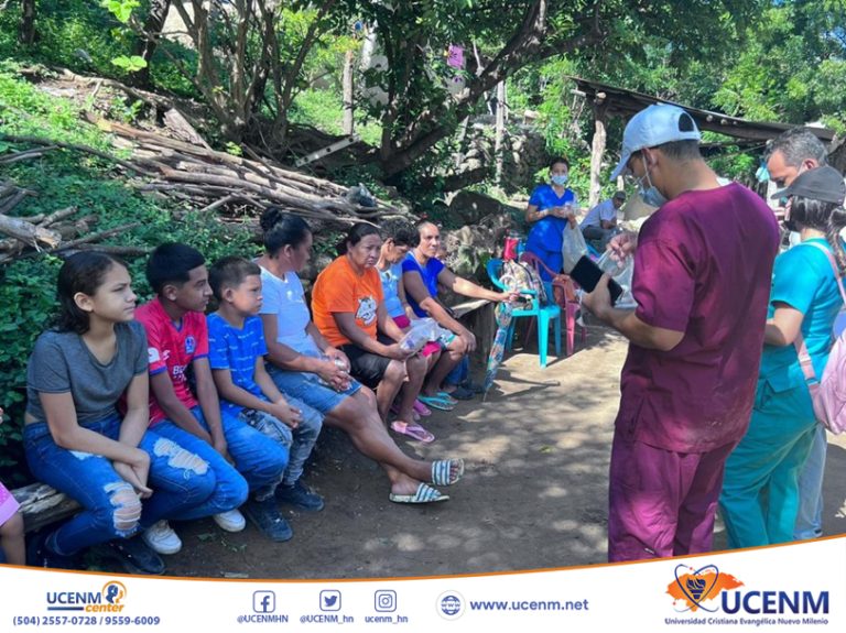 Estudiantes de UCENM Tegucigalpa desarrollan la actividad «Educación y Promoción en Salud para todos»